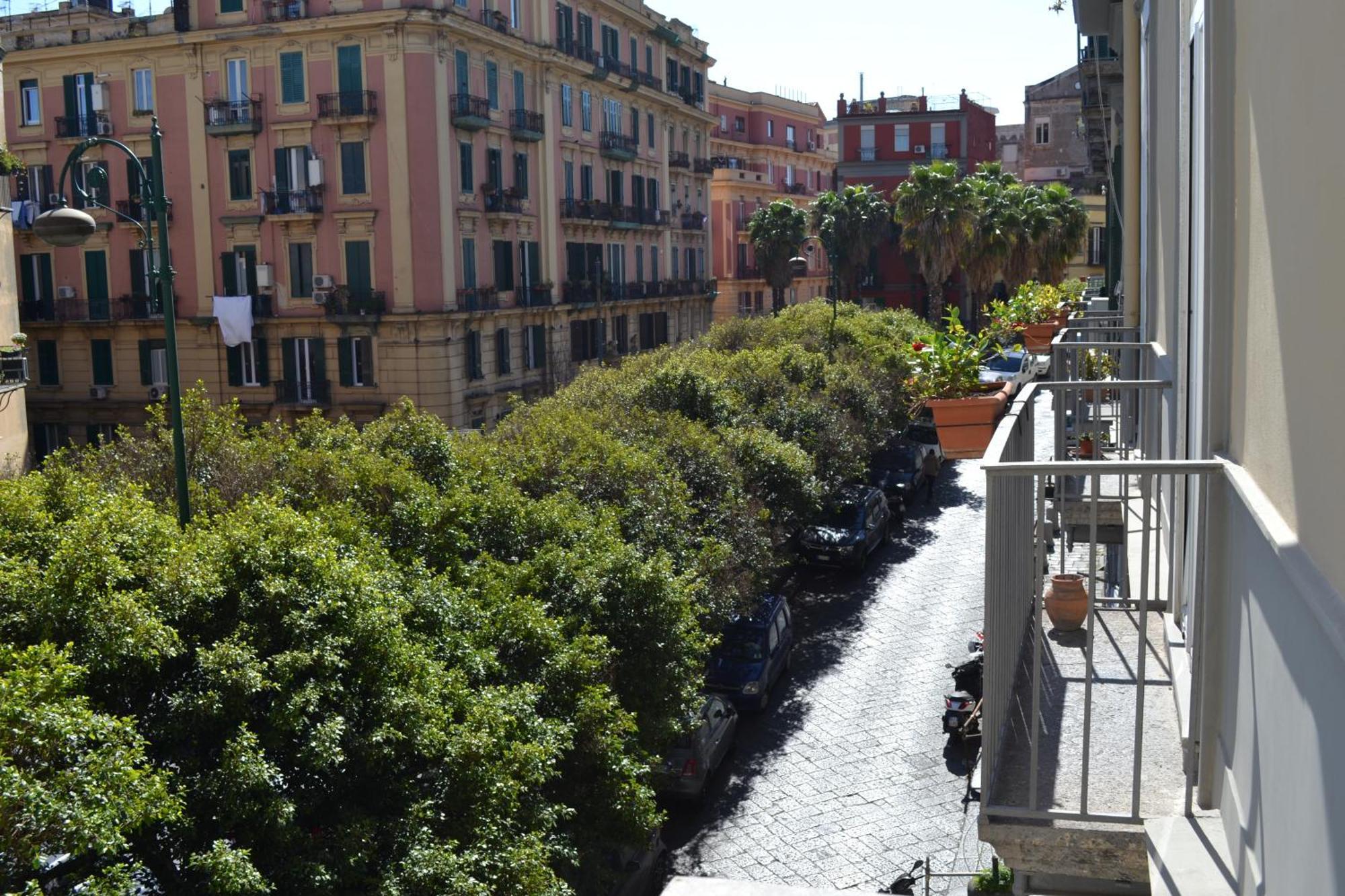 Residenza Suor Orsola Bed & Breakfast Napoli Bagian luar foto