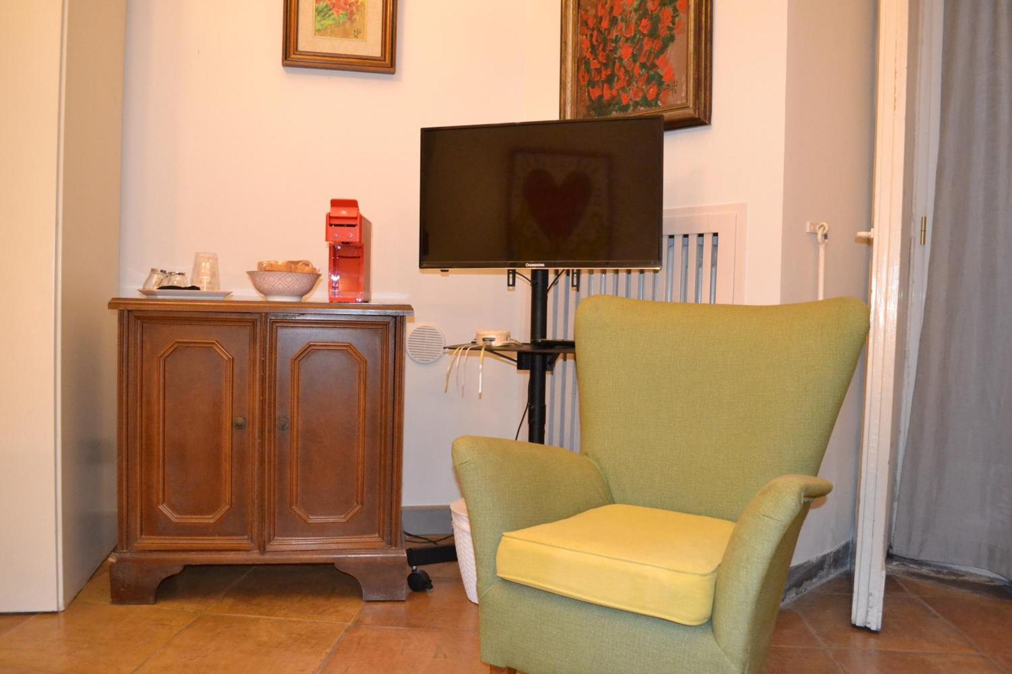 Residenza Suor Orsola Bed & Breakfast Napoli Bagian luar foto