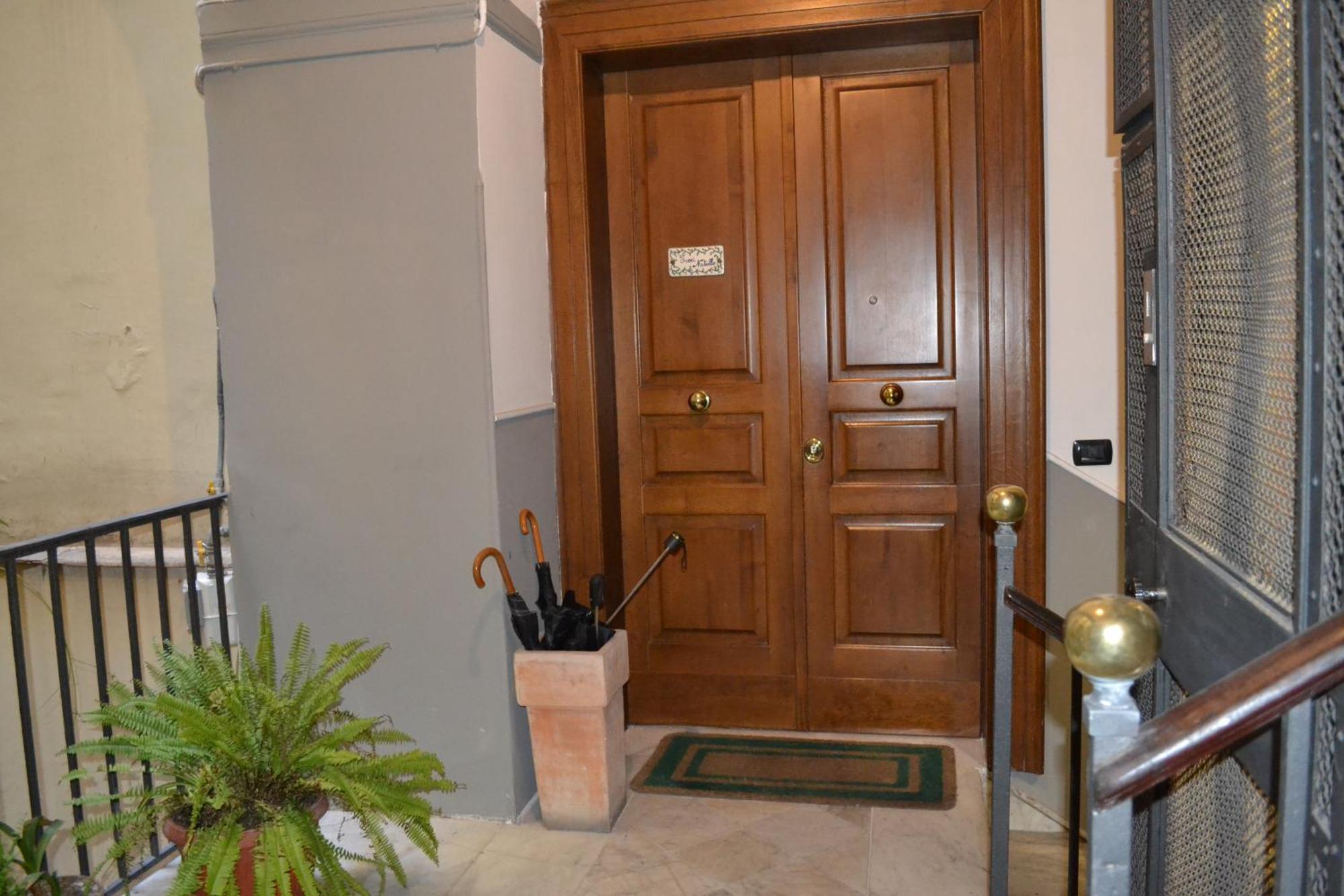 Residenza Suor Orsola Bed & Breakfast Napoli Bagian luar foto